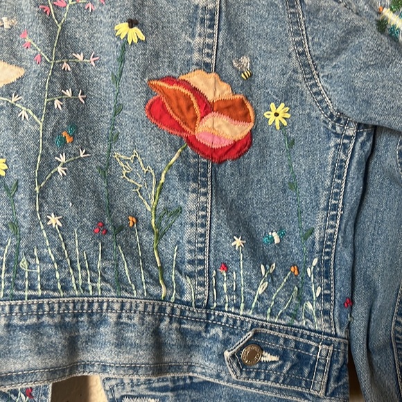 Vintage Girl's M GAP ORIGINAL Blue Denim / Jean Jacket with Floral Embroidery - Picture 8 of 11